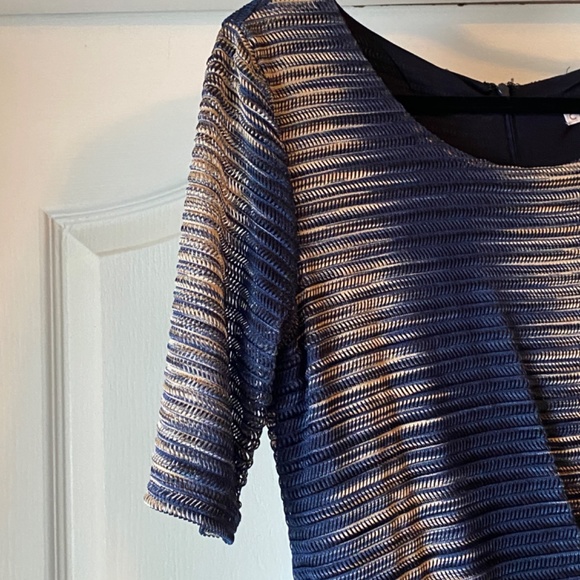 Bodycon Dress with Ruched Side - Picture 7 of 8